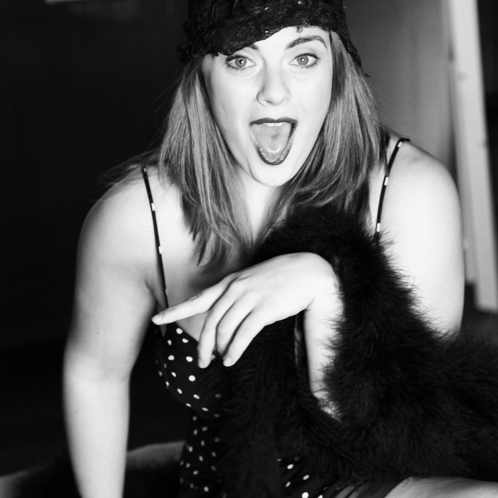 I’m Cayla - enter into my Brooklyn closet!